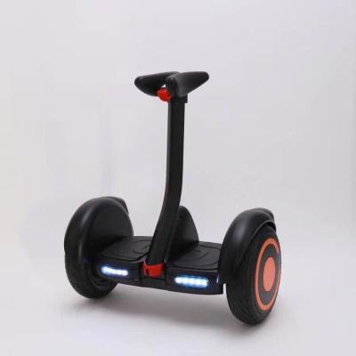 China Vespa de equilibrio del mini uno mismo eléctrico de dos ruedas Q5 con Seat para el adulto en venta