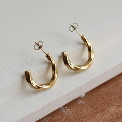 China CLASSIC Circle Stud Earring Women Shape Stainless Steel Gold Plated Thick Rope Twisted Circle Earrings 18k for sale