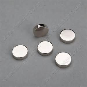 China Customized Size Disc NdFeB Magnet/ Round Neodymium Magnets for sale