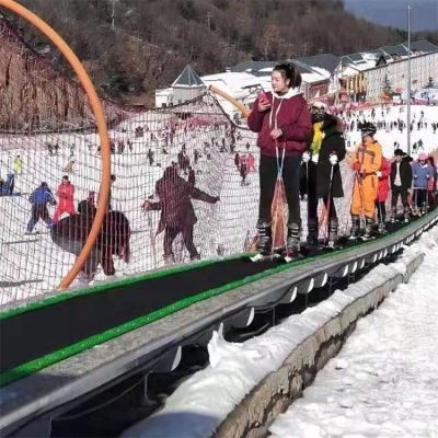 China Scenic Transport People And Skiing Magic Moving Carpet Ski Lift Conveyor Belt Walkway for sale