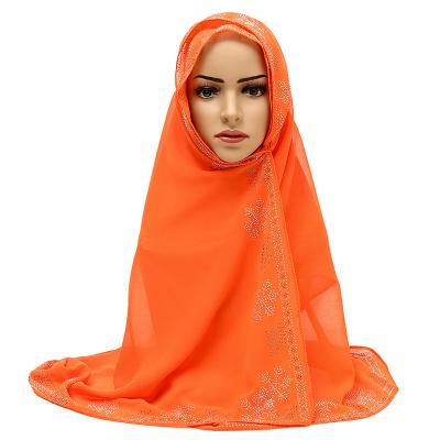 China Simple Polyester Zhenshiman Snowflake Chiffon Scarves The Latest 2021 Women Muslim Scarves Wholesale Scarves for sale