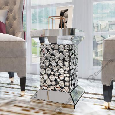 China Hot Sale New Design Living Room Mirrored Sofa Side Table Crystal Mirrored End Table for sale