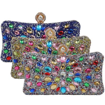 China Fashionable Party Metal Shimmer Pretty Powder Clutch Purse Dating Bag Chain Shoulder Bag Evening Clutches For Ladies for sale