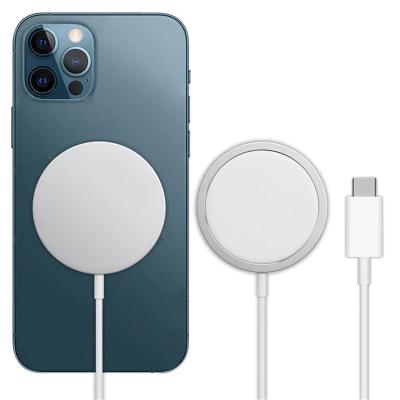 China Charging Universal Mobile Phone Desktop Qi Fast Charging Magnetic Wireless Charger for sale