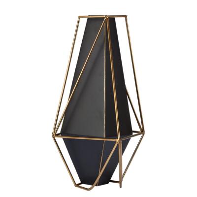 China Black Geometry Gold Ornaments Home Hotel Decoration Accessories Gift Decoration Metal Table Flower Vase for sale