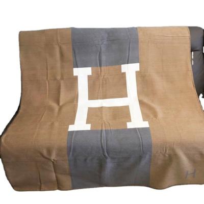 China Luxury Customized Covering Cashmere High Quality Cashmere Wool Bed Sofa Blanket Autumn And Winter Thick Warmth Scarf Shawl Light for sale