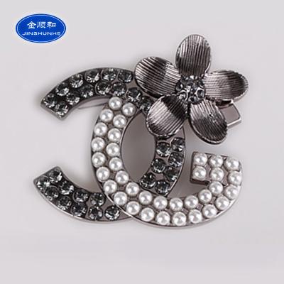 China Factory Durable Hot Selling Custom Wholesale Rhinestone Shoes Pearl Decoration Clips For Shoes for sale