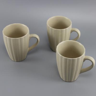 China American style modern wholesale high quality popular top grade ceramic round edge 330ml matte striped texture morning milk coffee tea wavy mug for sale