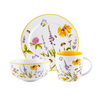 China New Viable Bone China Ceramic Dinnerware Set With Ceramic Dish Cup Bowl For Dinner Breakfast Set for sale