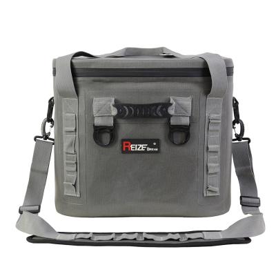 China Custom Logo Waterproof 20L 18 Can Outdoor Camping Waterproof Bag 840D TPU Picnic Ice Frozen Food Beer Insulated Cooler Bag for sale