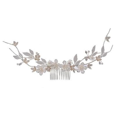 China Handmade Romantic.Vintage.Garden Bridal Hair Accessories Combine Flower Leaf Hair Comb And Earring Set Headpiece For Wedding for sale