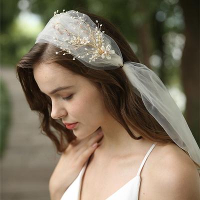 China High Quality Cut Edge Wedding Veils Headpiece Beads Hair Vine Hair Accessories Headband Bridal Veil for sale