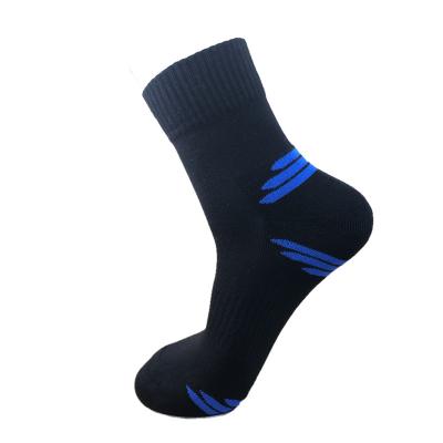 China Designer Breathable Outdoor Breathable Knitted Terry Man Socks Athletic Elite Basketball Sportswear for sale