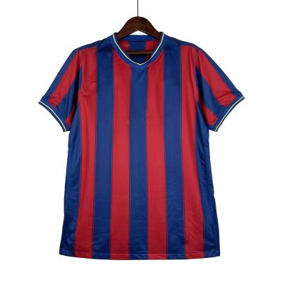 Chine Uniforme personnalisé de l'équipe de football du club, ensemble complet de l'équipe, maillots de football à vendre