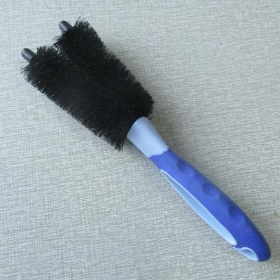 China PP Car Wheel Brush Wash Sided Cleaning Brush With TPR Handle for sale