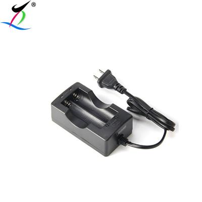 China 18650 Charger Hunting Accessories 2 Bay 18650 Li Ion Battery Charger for sale