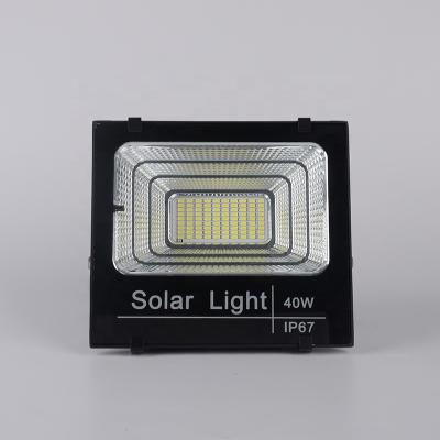 China ROAD Flood Light 40W Rechargeable Battery Outdoor Solar Emergency Spot Light for sale