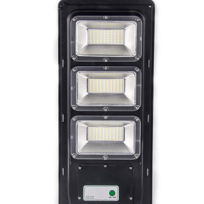 China ROAD All In One Solar LED Street Light 60 Watt With Arm for sale