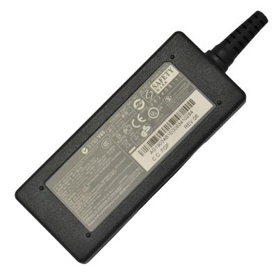 China Original High Quality Flame Retardant Material Wholesale 45W 19V 2.37A PC Laptop Charger for Toshiba AC Adapter with 5.5*2.5mm Tip Notebook Power Supply for sale