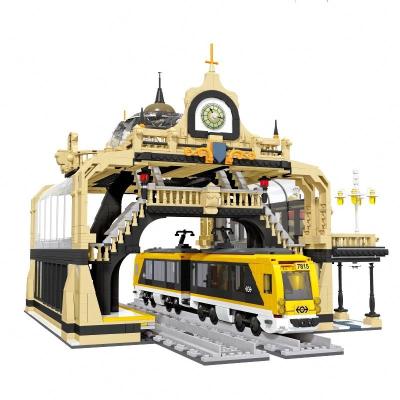 China Toy Wholesale 89104 MOC Streetview train station Studgate European jiestar railway plastic brick set building block building for sale