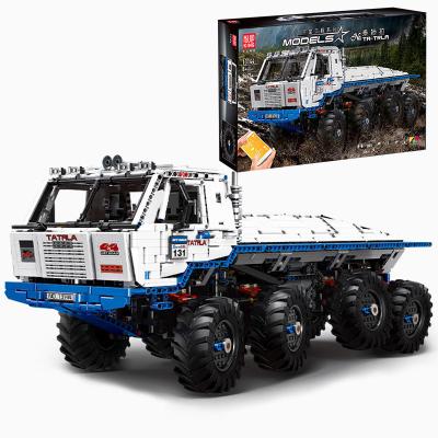 China Construction Toy Wholesale Arakawa Tow Truck Building Blocks TATRA 813 8x8 DIY MOC Off-Road Hi-tech Brick Yuxing MOLD KING 13144 for sale