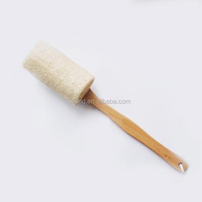 China OEM Natural loofah sponge body brush bath brush with wooden handle,handy bath loofah massage back scrubber with cotton rope for sale