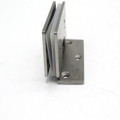 China Easy to Install and Durable Stainless Steel Cabinet Sliver Glass Interior Door Hinge from Guangdong Manufacturer for sale