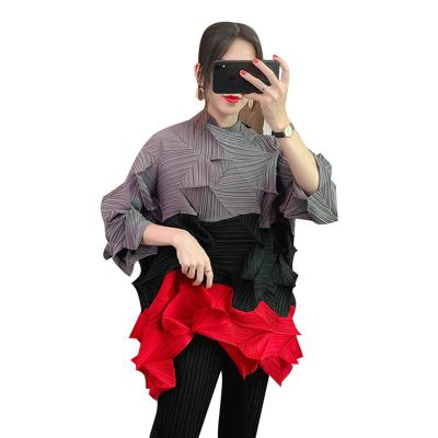 China FXZ Breathable Miyake Pleated Diamond Pleated Top 2021 New Design More Than Loose Size Pleats Satisfy Women T-shirt for sale