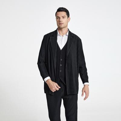 China Anti-wrinkle FXZ Miyake pleated blazer 2021 men's fashion man pleats suits for sale