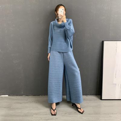 China FXZ 2021 New DesignLapel QUICK DRY Tops Horizontal Pleated Wide Leg Pants 2 Pieces Miyake Pleated Loose Plus Size Women Suit Suits for sale