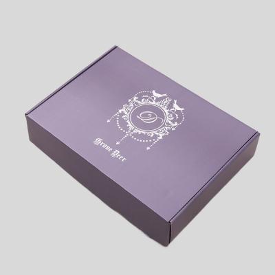 China Recycled Materials Custom Logo Carton Gift Box Shipping Box for Packaging Clothing Underwear Shirt Corrugated Cardboard Mailer Box for sale