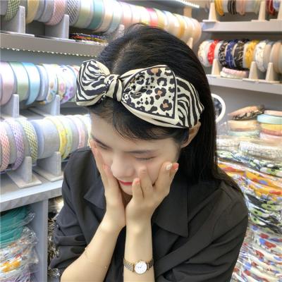 China 2021 Factory direct sales trendy jewelry fashion cheap 5 colors makeup headband leopard print headbands for girls for sale