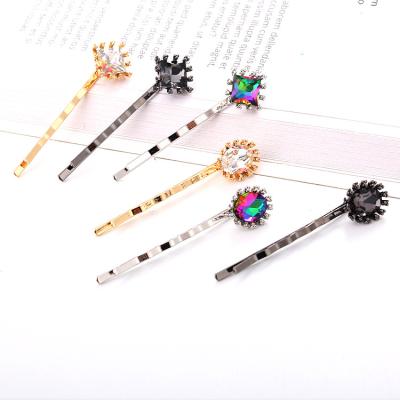 China Trendy jewelry 2021 manufacturers supply latest girls hair accessories cute rhinestone hair clip hair clip for girls for sale