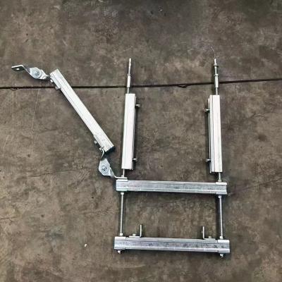 China 4.1m Earthquake Resistance Silver Seismic Bracing For Ductwork Galvanized Steel Air Duct Bracket for sale