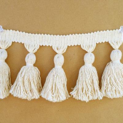 China Easy To Wear And Change Factory Hot Sales All Kind Of Material 10cm Garment Cotton Tassel Fringe for sale