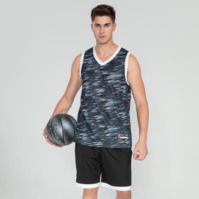 China Custom Copy Team Logo Basketball Uniform Set of New Pattern Men Basketball Wear Breathable Tank Top for sale