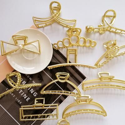 China Hair Accessories Hair Claw Clips Large Geometric Claw Clip High Quality Rose Gold Metal Hair Claw for sale