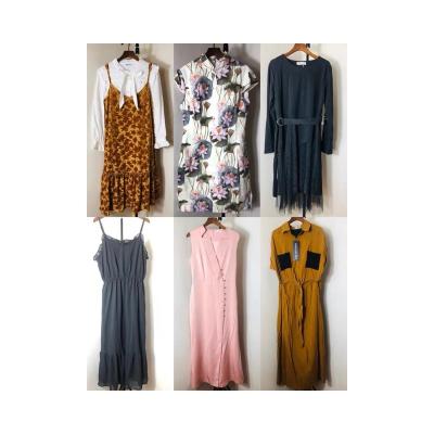 China Fashionable Second Hand Ladies Clothes Factory Cheap Price High Standard Cleanliness Comfortable Second Hand Dress for sale