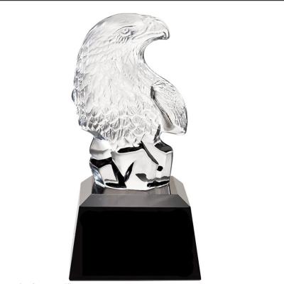 China Cheap Crystal Europe Porcelain Eagle Trophy Awards for sale