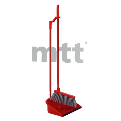 China Economical House Cleaner PP Dust Pan With Oblique Broom Set for sale