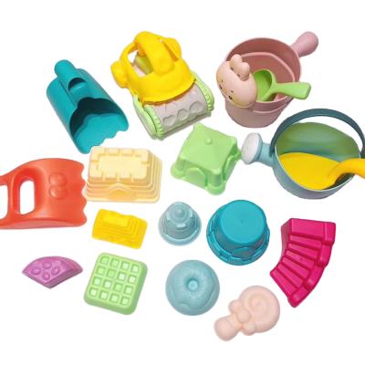 China Eco-Friendly Custom Baby Playing On Water Bath For Baby Toys Child Bath Scoop Toy for sale