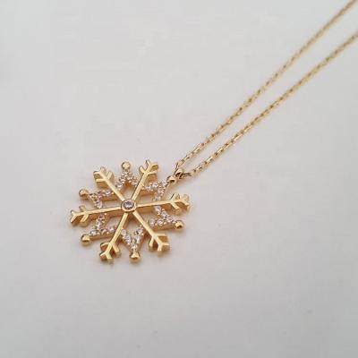 China TRENDY Jewelry 18k Gold Women Diamond Snowflake Pendant Christmas Gifts Necklace LYN0938 for sale