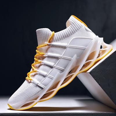 China New Trend Lightweight For 2021 Running Shoes For Men's Plus-size Casual Men's Sneakers for sale