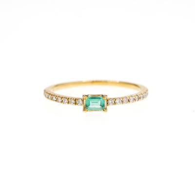 China TREND 18K Gold Emerald Green Gemstone Diamond Womens Engagement Fashion Rings Jewelry For Women for sale