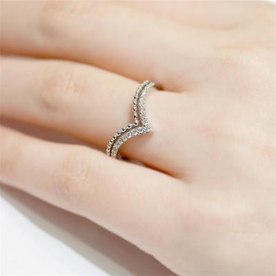 China FASHIONABLE Top Selling Classic Letter Fine Jewelry Engagement Rings For Women Delicacy 2022 for sale