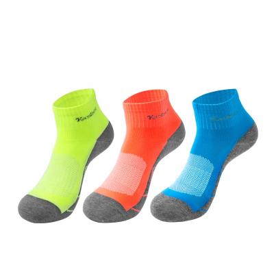 China Antibacterial pure silver fiber antiodor antiseptic teenager sports socks for sale