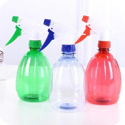 China Modern Gardening Cleaning Watering Can Hand-Pressed Plastic Can Watering Bottle Spray Bottle for sale