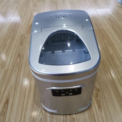 China Portable Car Ice Maker Machine For Countertop, Make 26 Pounds Ice In 24 Hours With LED Display for sale