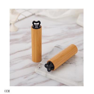 China 2021 Personal Care Package Sxkeysun Beauty 5ml Round Empty Round Cosmetic Lipstick Container Bamboo Tube For Lip Care Lipstick Tube for sale