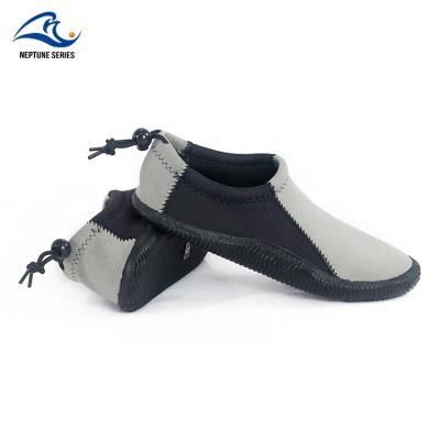 China Factory Wholesale Durable Neoprene Water Sports Swim Beach Shoes Snorkeling Surfing Diving Shoes for sale